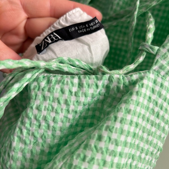 Zara mini dress with puff sleeves - Picture 2 of 4